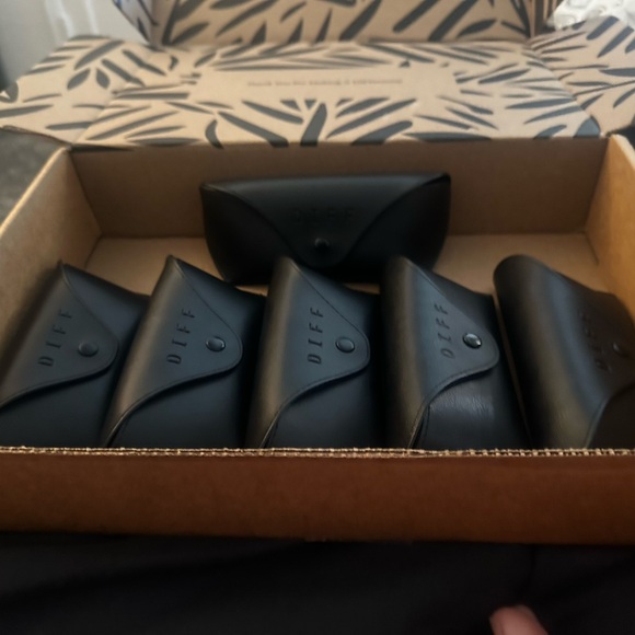 Diff Eyewear Accessories - Lot of SIX Diff Eyewear Black Travel Cases for Sunglass - Cases only